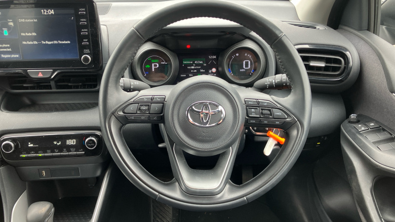 Toyota Yaris 1.5 Hybrid Design 5dr CVT Hybrid Hatchback